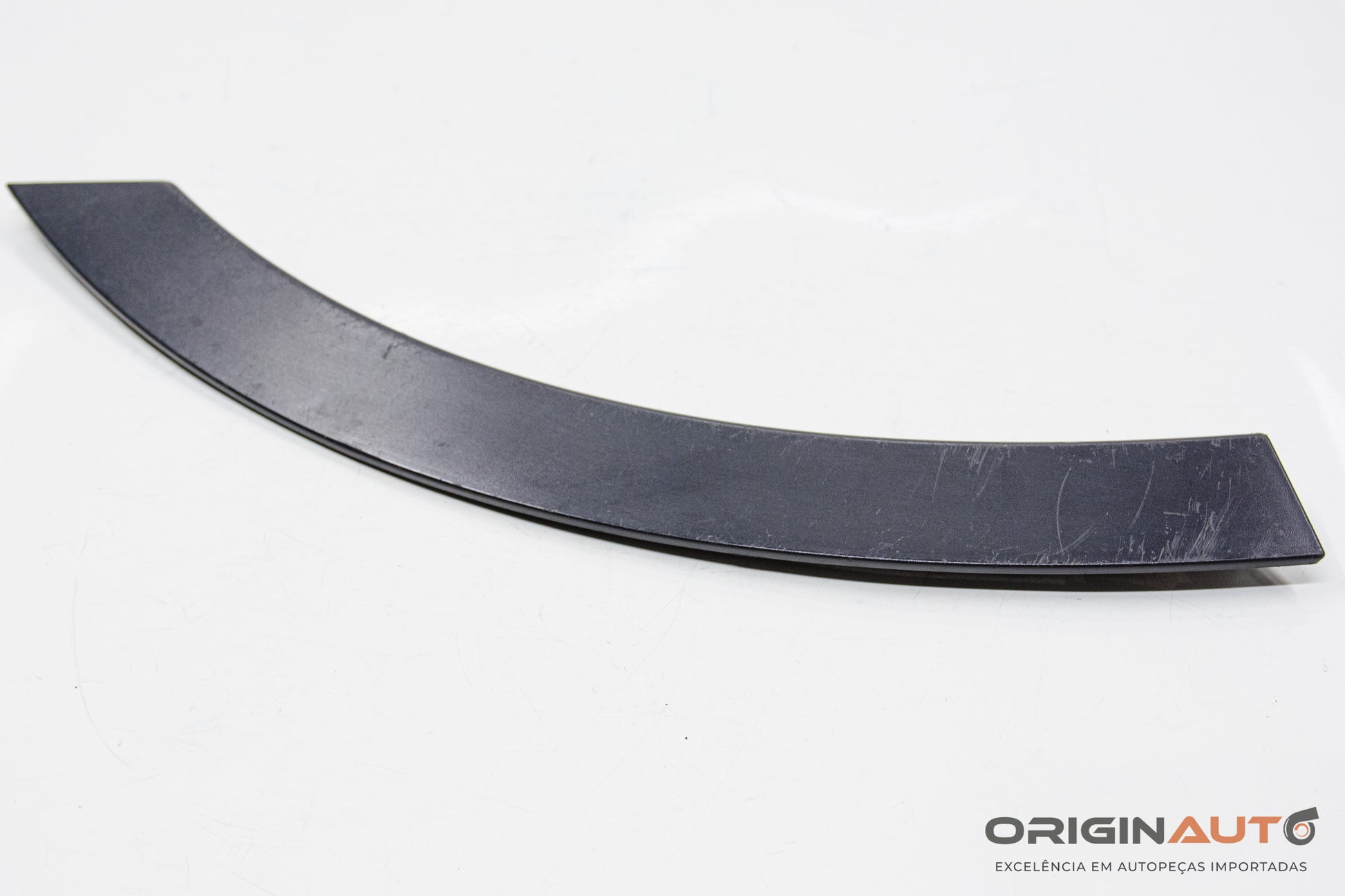 Moldura Porta Roda Tras Esq Land Rover Discovery Sport Hse 2015 Fk7216A333