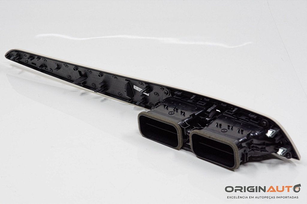 Moldura Ar Central C 180 Coupe 2014 A2046804871