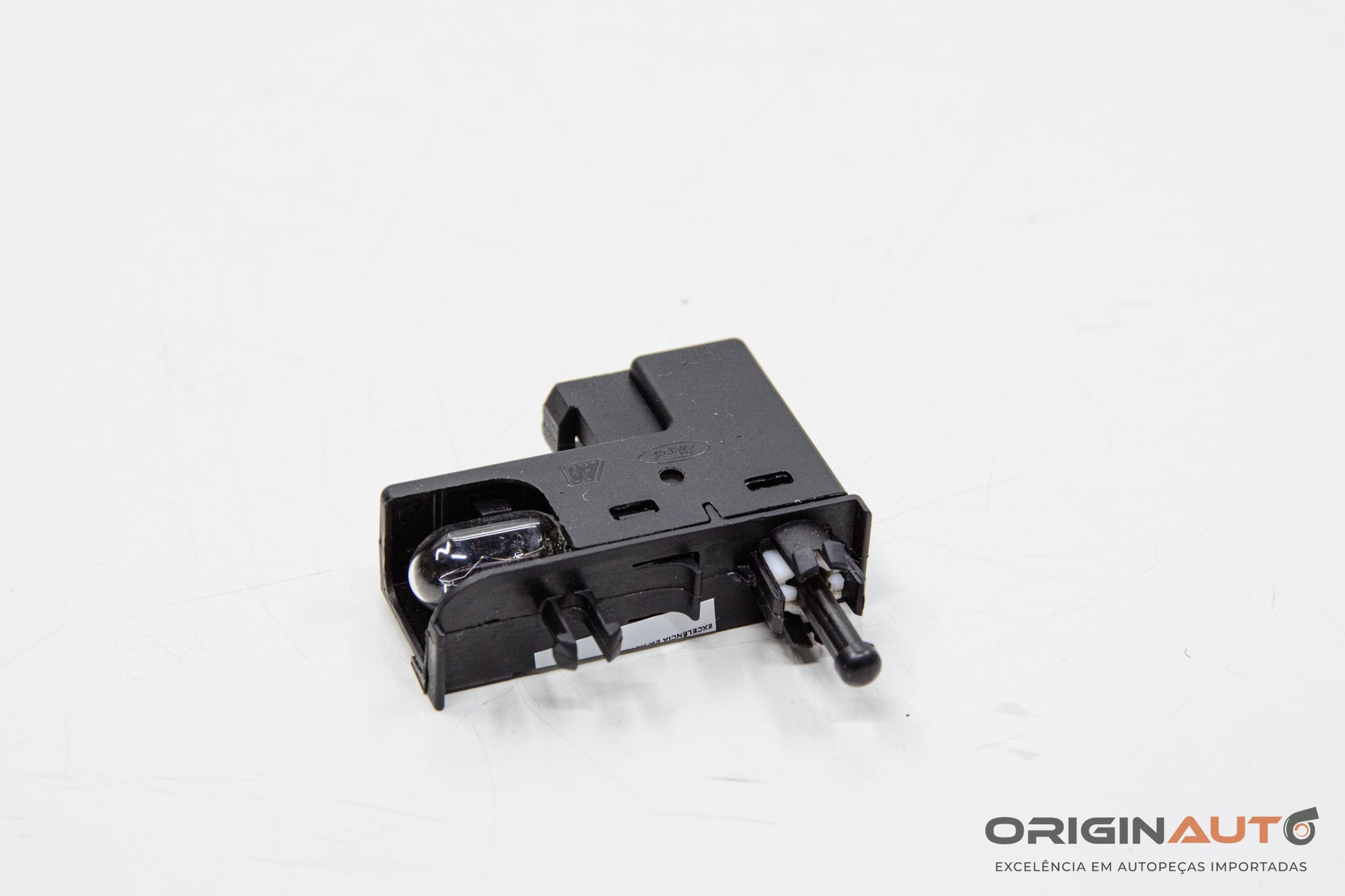 Interruptor Porta Luva Land Rover Discovery Sport Hse 2015 1S4113B748Ad