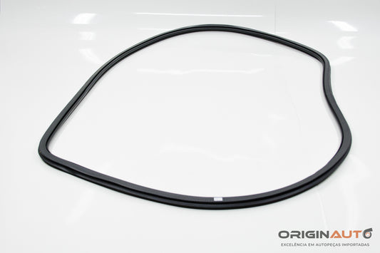 Vedacao Interna Dianteira Direita Audi Q3 2.0 Quattro Tfsi 2014 8U0831052B