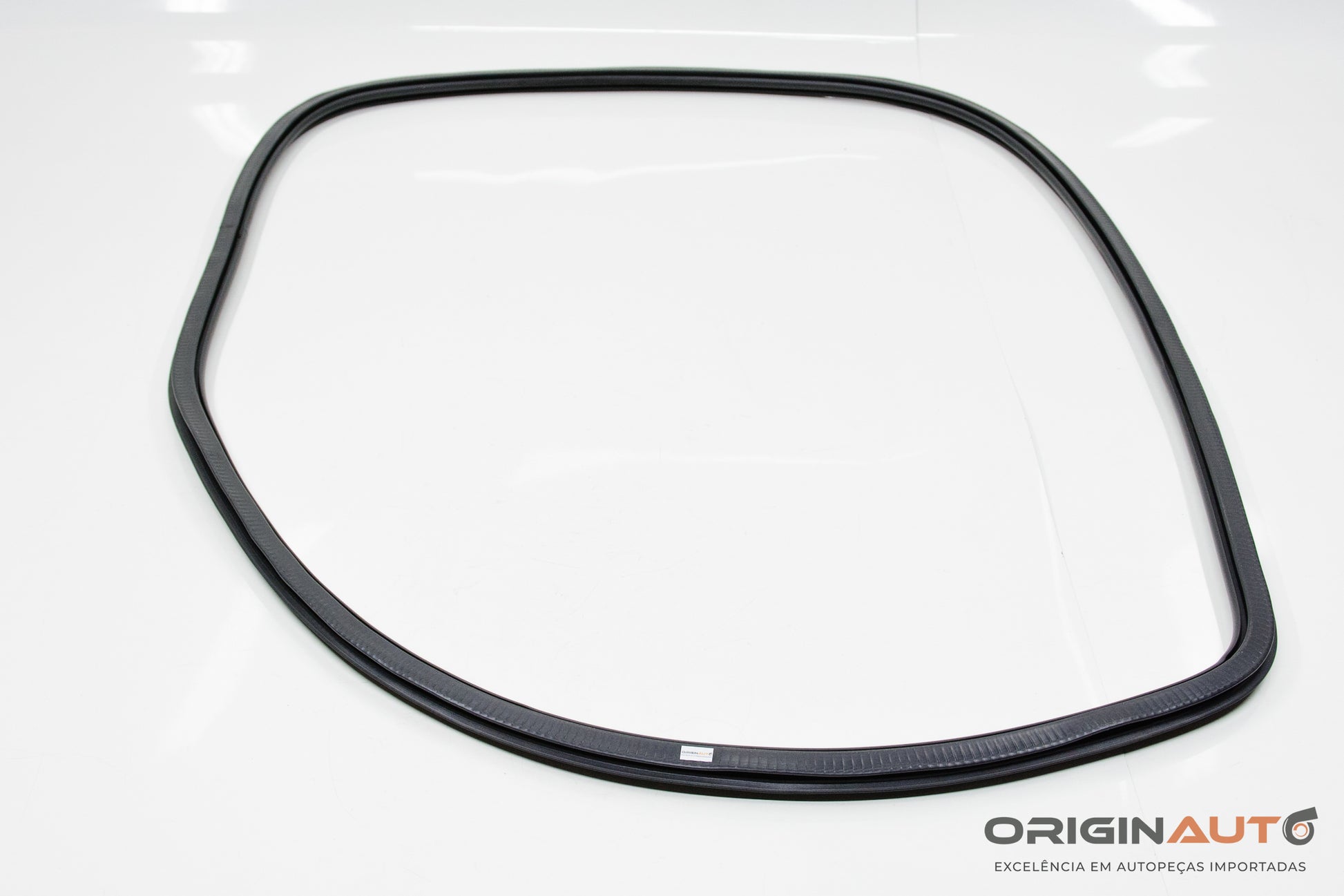 Vedacao Interna Porta Dianteira Esquerda Audi Q3 2.0 Tfsi 2014 8U0831721A
