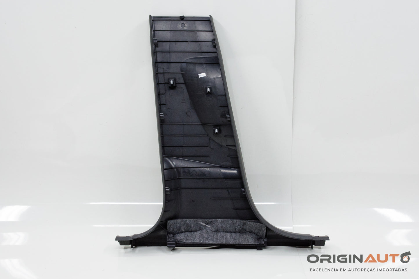 Acabamento Inferior Coluna B Direita Audi Q3 2.0 Quattro Tfsi 2014 8U0867240