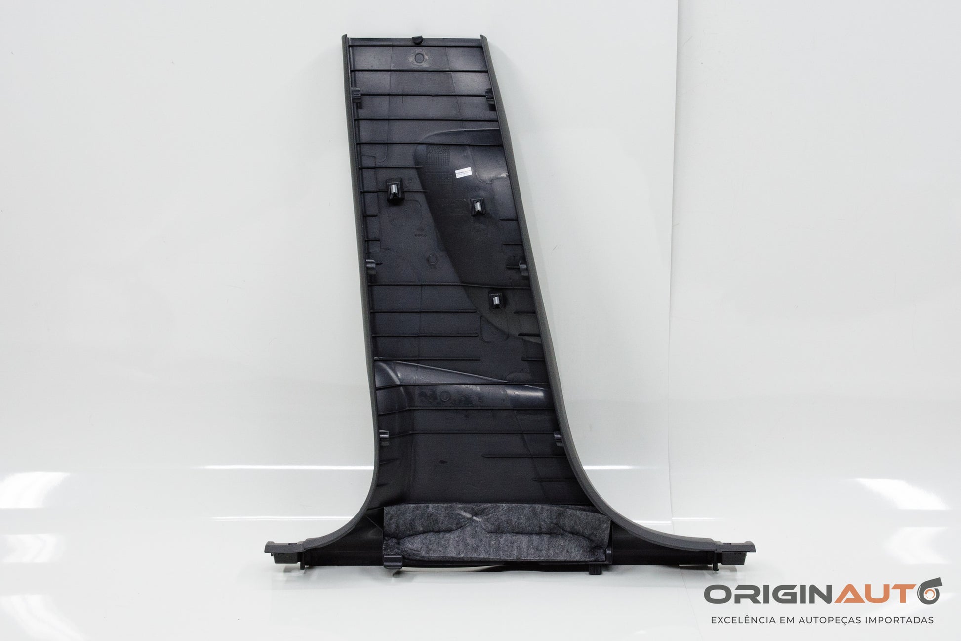 Acabamento Inferior Coluna B Direita Audi Q3 2.0 Quattro Tfsi 2014 8U0867240