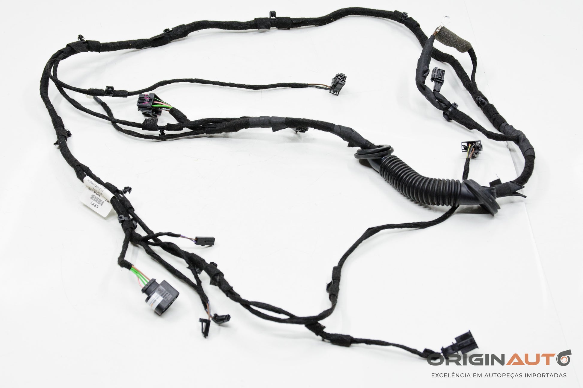 Chicote Tampa Traseira Audi Q3 2.0 Quattro Tfsi 2014 8U0971148