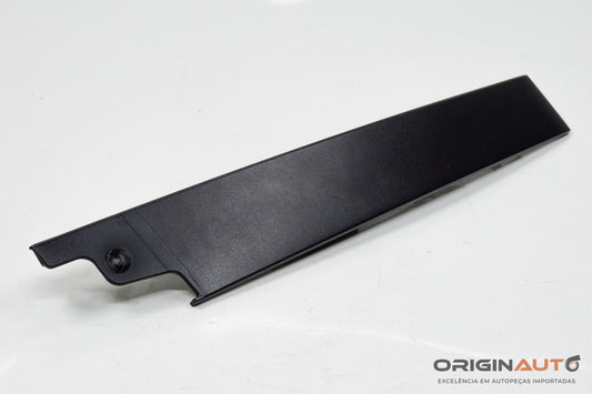 Acabamento Externo Porta Dianteira Esquerda Audi Q3 2.0 Tfsi 2014 8U0837901