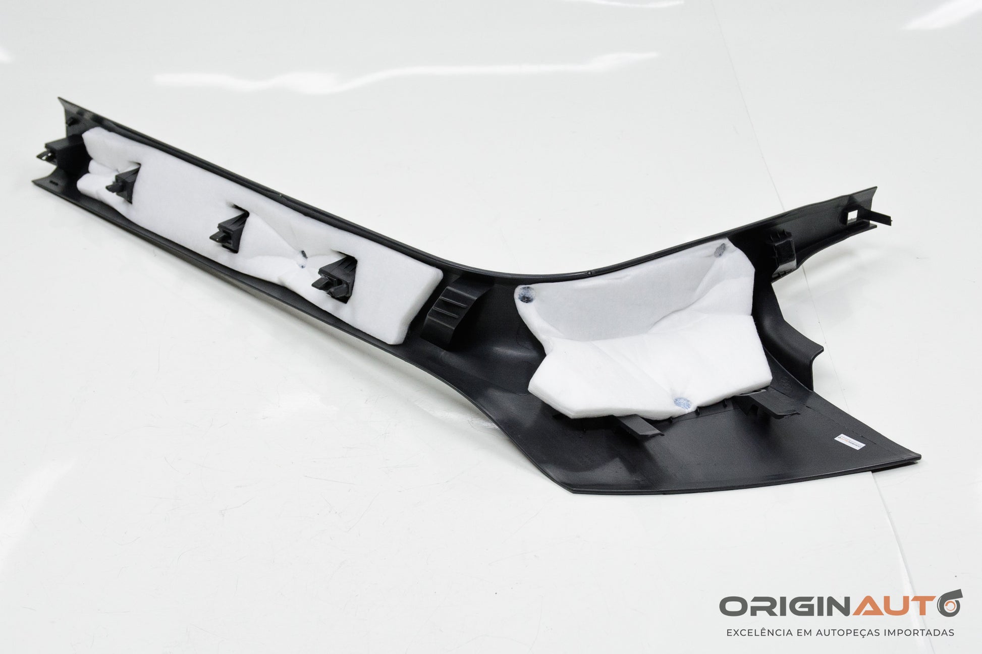 Soleira Porta Dianteira Direita Audi Q3 2.0 Quattro Tfsi 2014 8U1867272