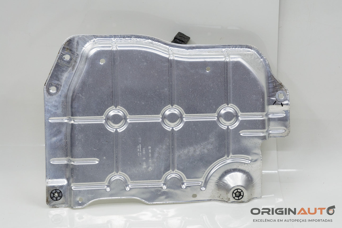 Defletor De Calor Silencioso Audi Q3 2.0 Quattro Tfsi 2014 5N0825701