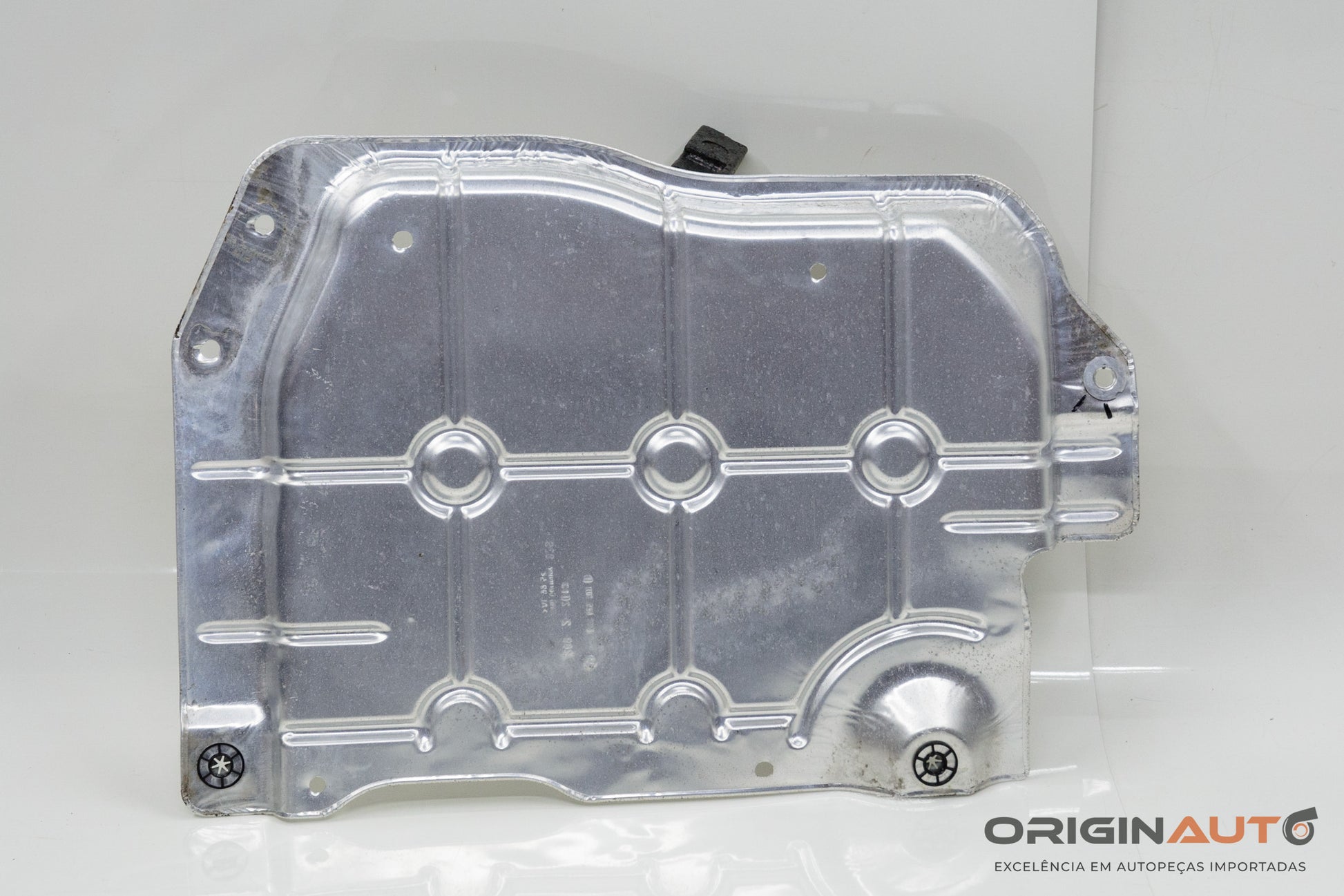 Defletor De Calor Silencioso Audi Q3 2.0 Quattro Tfsi 2014 5N0825701