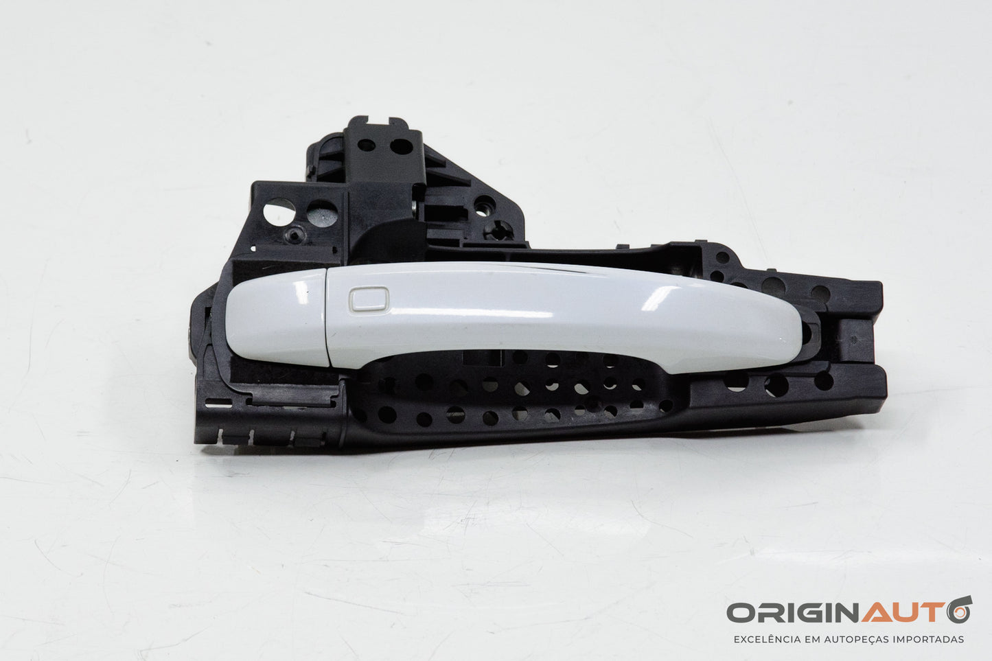 Macaneta Externa Traseira Esquerda Audi Q3 2.0 Quattro Tfsi 2014 8T0837205A