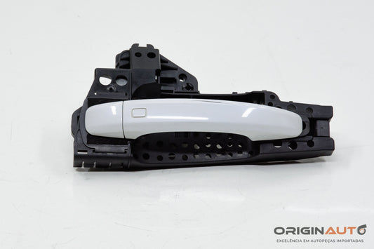 Macaneta Externa Traseira Esquerda Audi Q3 2.0 Quattro Tfsi 2014 8T0837205A