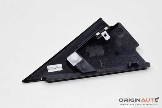 Acabamento Porta Traseira Esquerda Audi Q3 2.0 Quattro Tfsi 2014 8U0853273