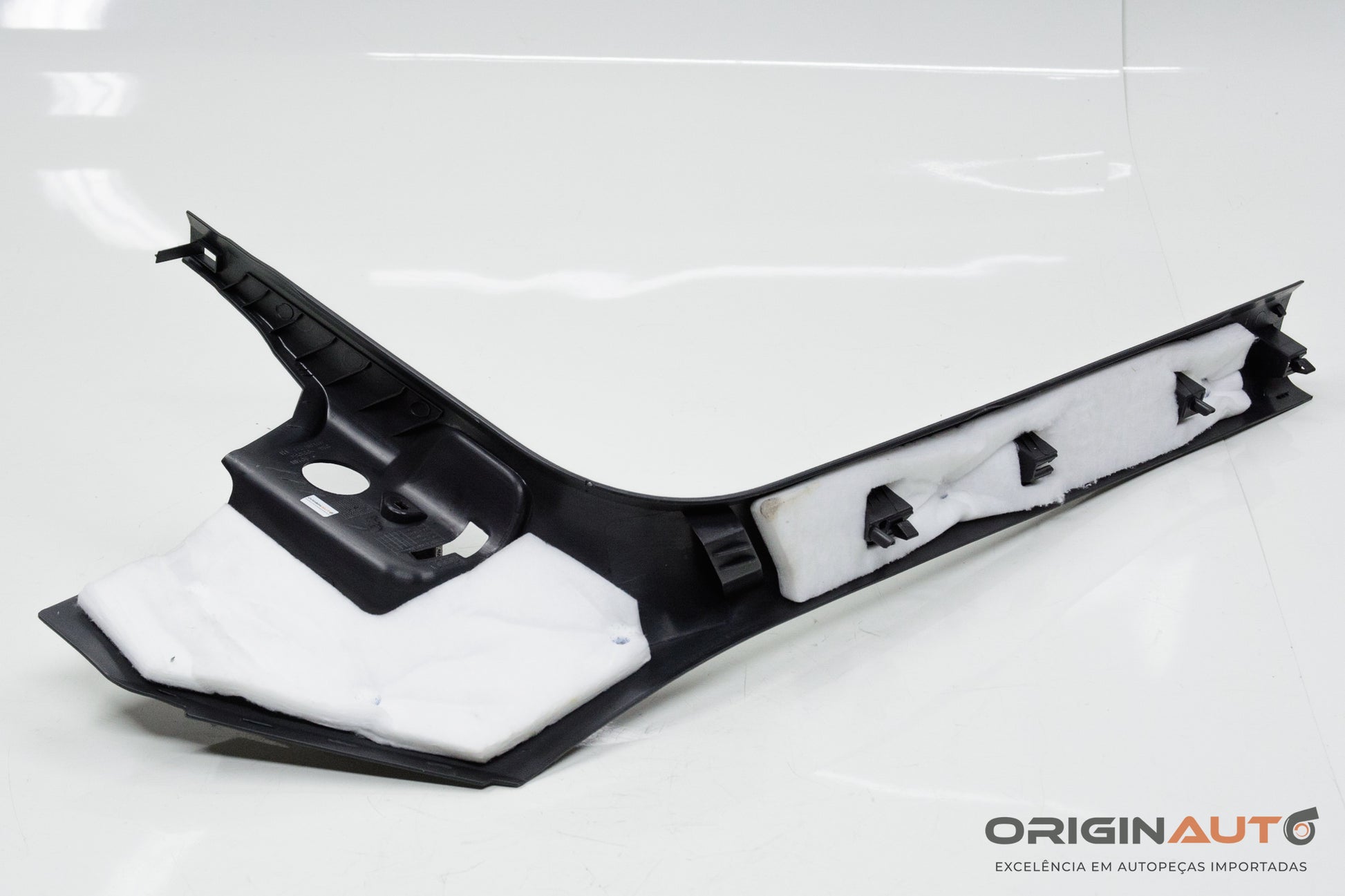 Soleira Porta Dianteira Esquerda Audi Q3 2.0 Quattro Tfsi 2014 8U1867271