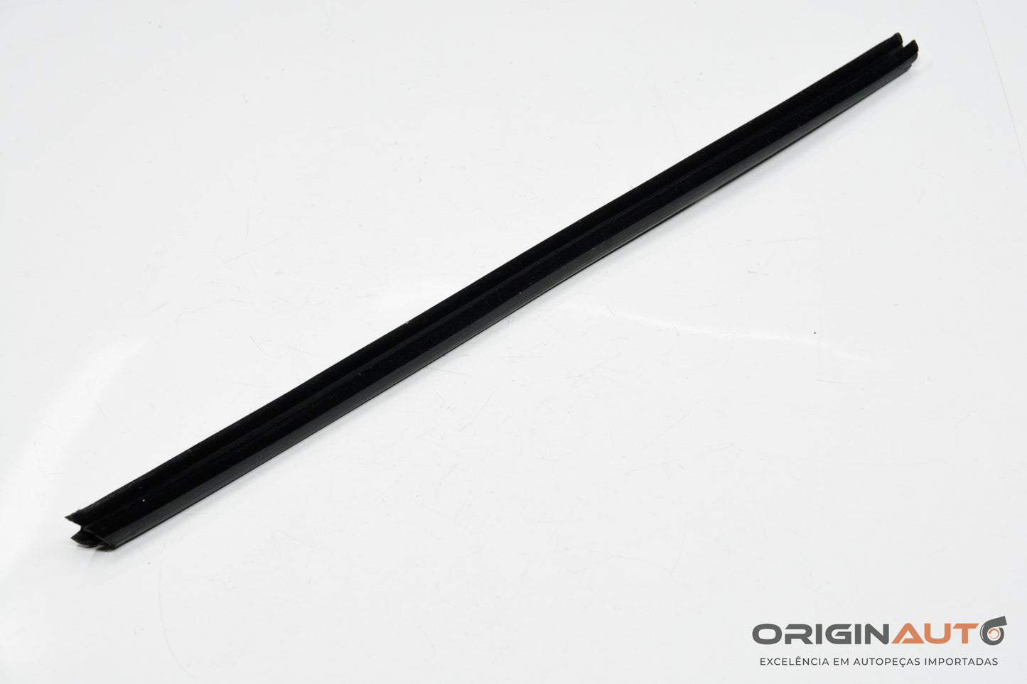 Pestana Interna Porta Dianteira Direita Audi Q3 2.0 Quattro Tfsi 2014 8U0837480