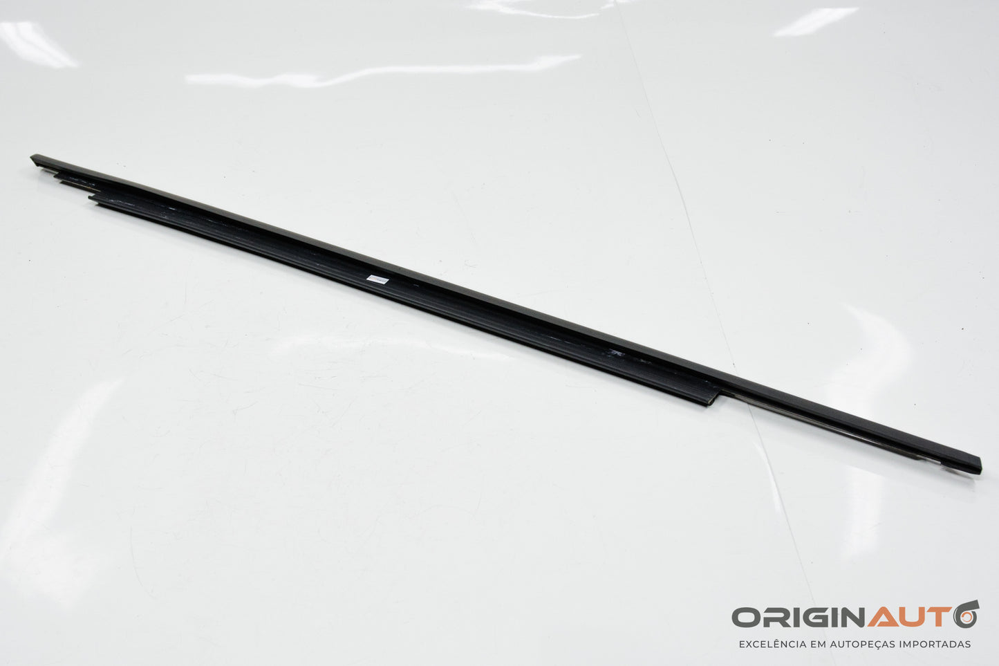 Pestana Externa Porta Dianteira Direita Audi Q3 2.0 Quattro Tfsi 2014 8U0837478