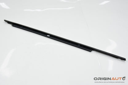 Pestana Externa Porta Dianteira Direita Audi Q3 2.0 Quattro Tfsi 2014 8U0837478