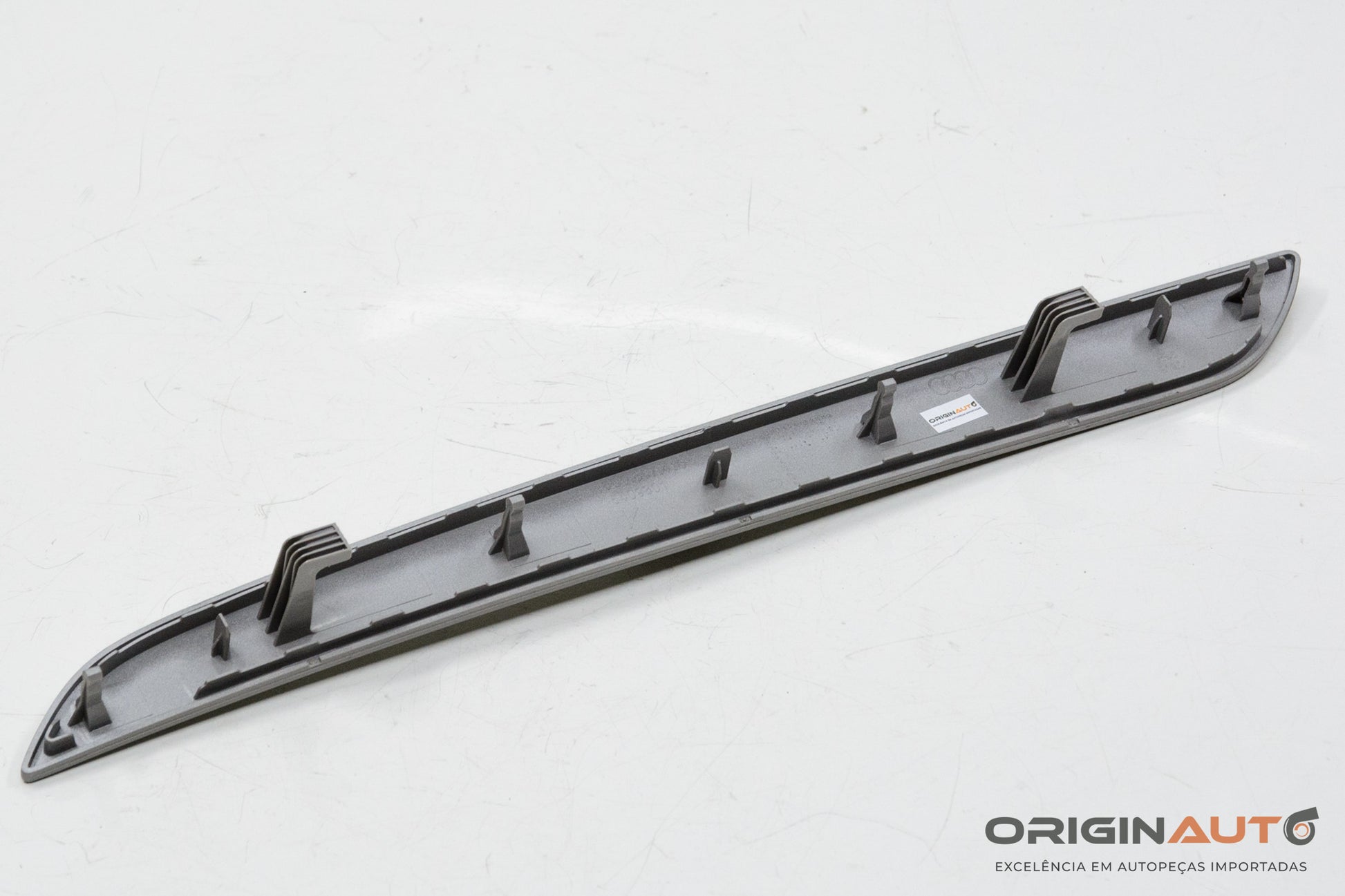 Friso Forro Porta Dianteira Direita Audi Q3 2.0 Quattro Tfsi 2014 8U0867410
