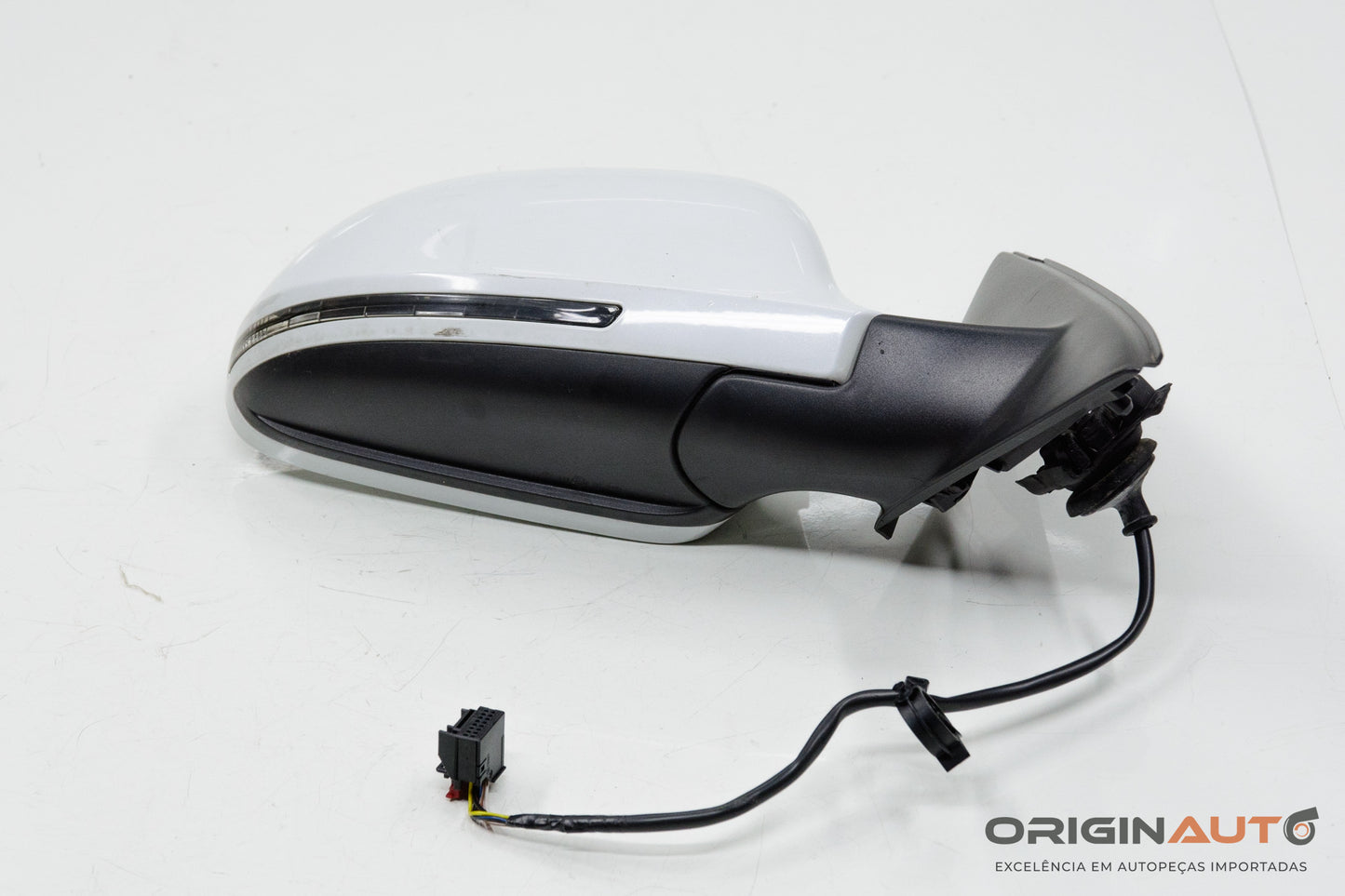 Espelho Retrovisor Direito Audi Q3 2.0 Quattro Tfsi 2014 8U1857410F