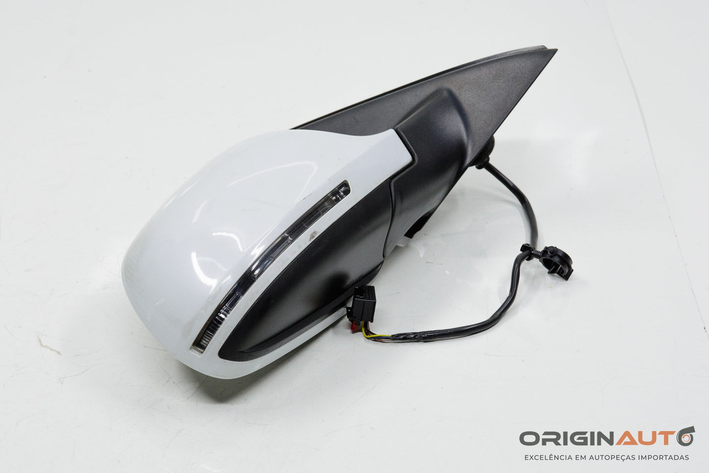 Espelho Retrovisor Direito Audi Q3 2.0 Quattro Tfsi 2014 8U1857410F