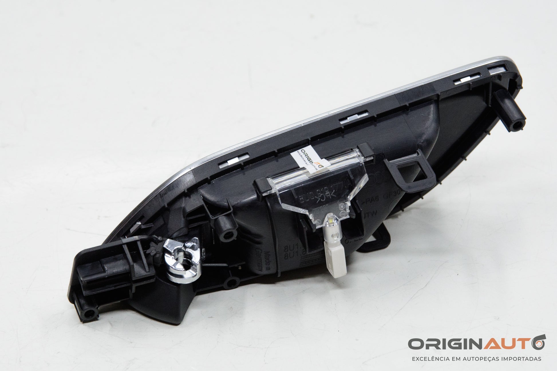 Macaneta Interna Dianteira Direita Audi Q3 2.0 Quattro Tfsi 2014 8U1837020A