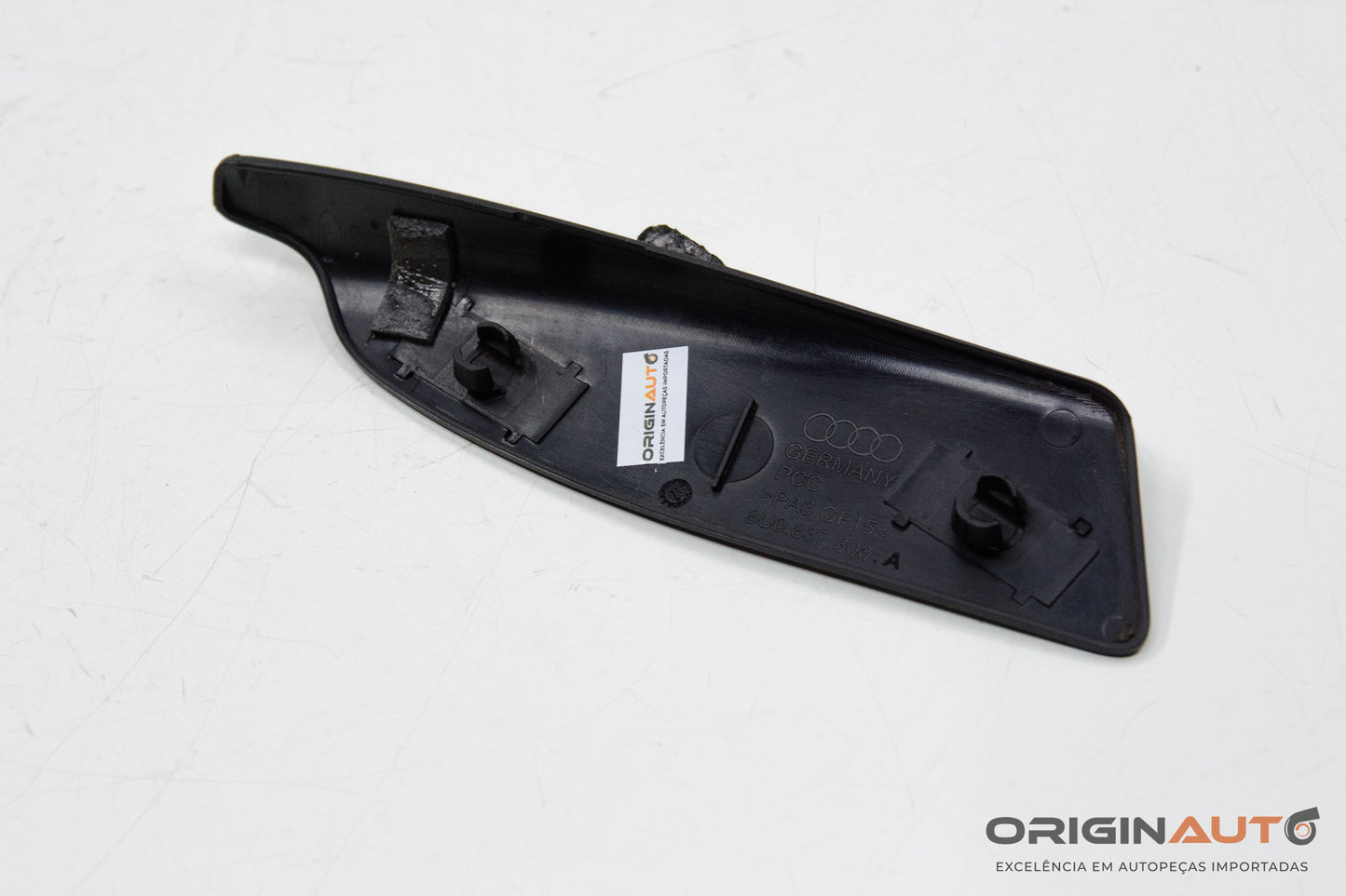 Acabamento Porta Dianteira Direita Audi Q3 2.0 Quattro Tfsi 2014 8U0837308A