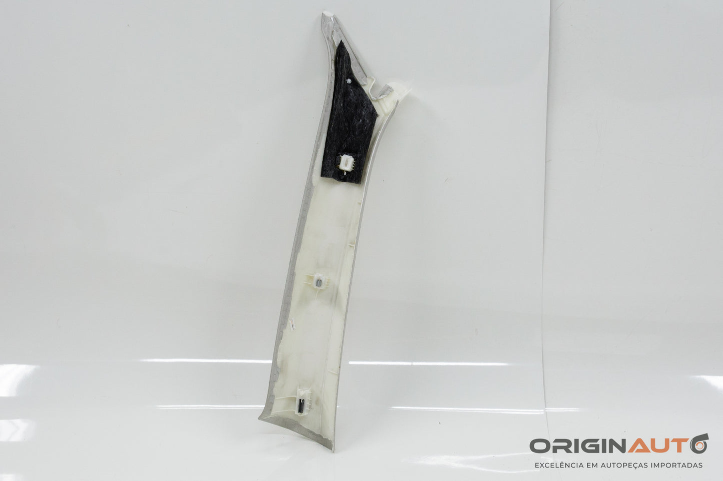 Acabamento Coluna A Direita Audi Q3 2.0 Quattro Tfsi 2014 8U0867234