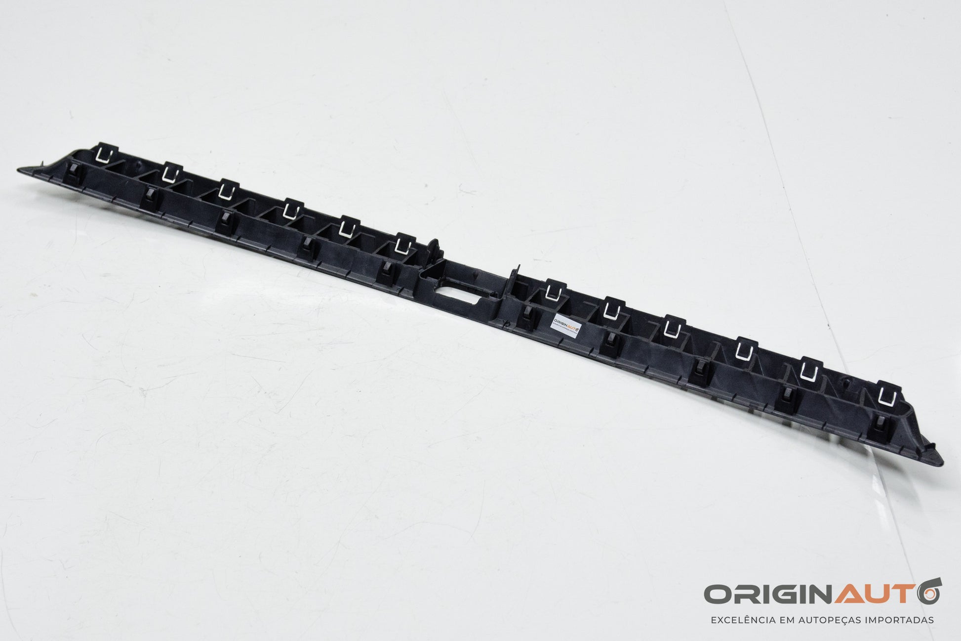 Difusor Desembacador Parabrisa Audi Q3 2.0 Quattro Tfsi 2014 8U0819635