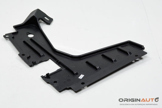 Protetor Assoalho Traseiro Direito Audi Q3 2.0 Quattro Tfsi 2014 8U0825216B