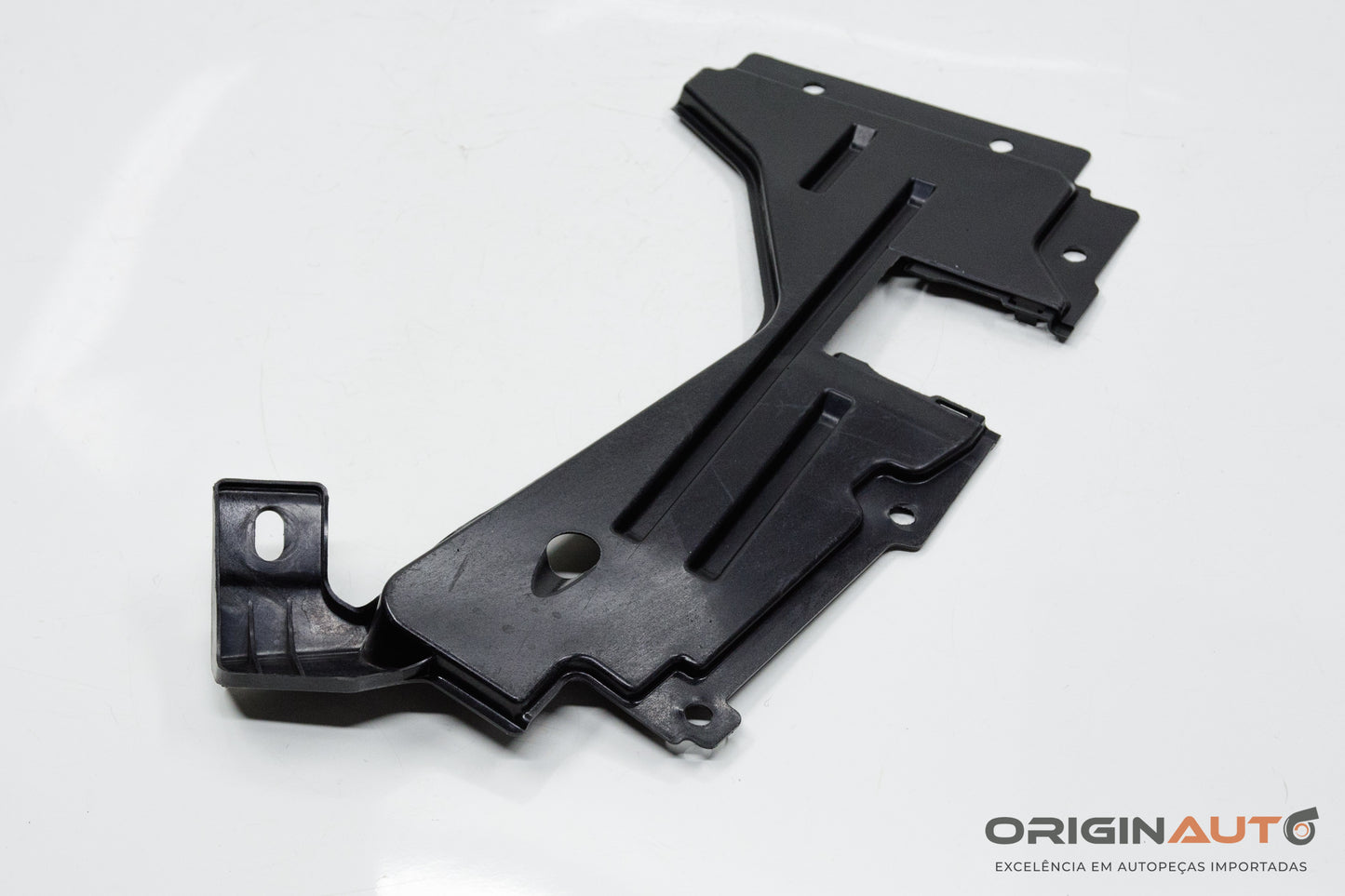 Protetor Assoalho Traseiro Esquerdo Audi Q3 2.0 Quattro Tfsi 2014 8U0825215B