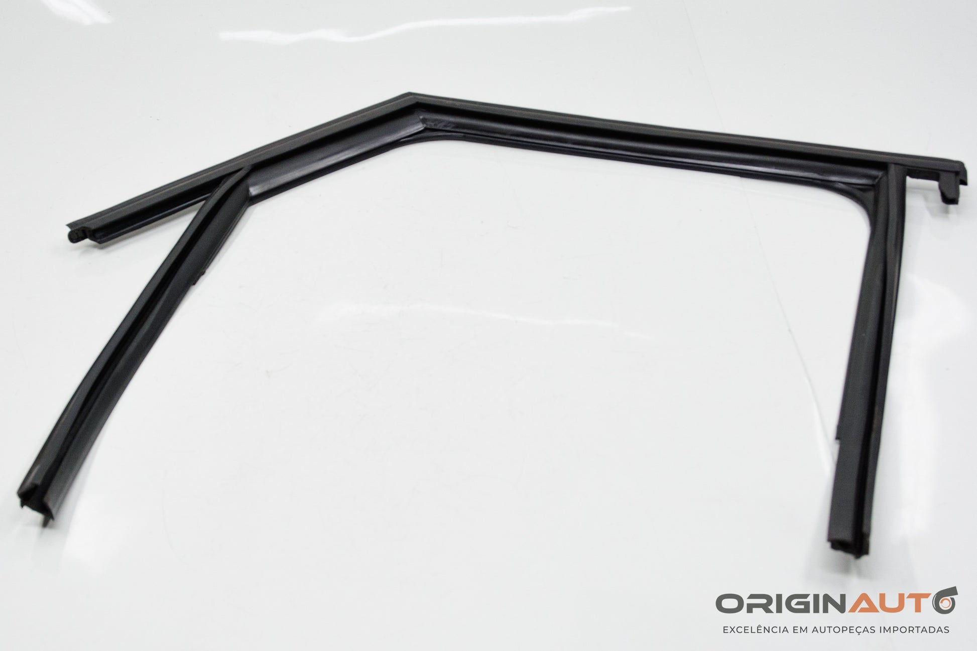 Guarnicao Vidro Porta Traseiro Direito Audi Q3 2.0 Quattro Tfsi 2014 8U0839440
