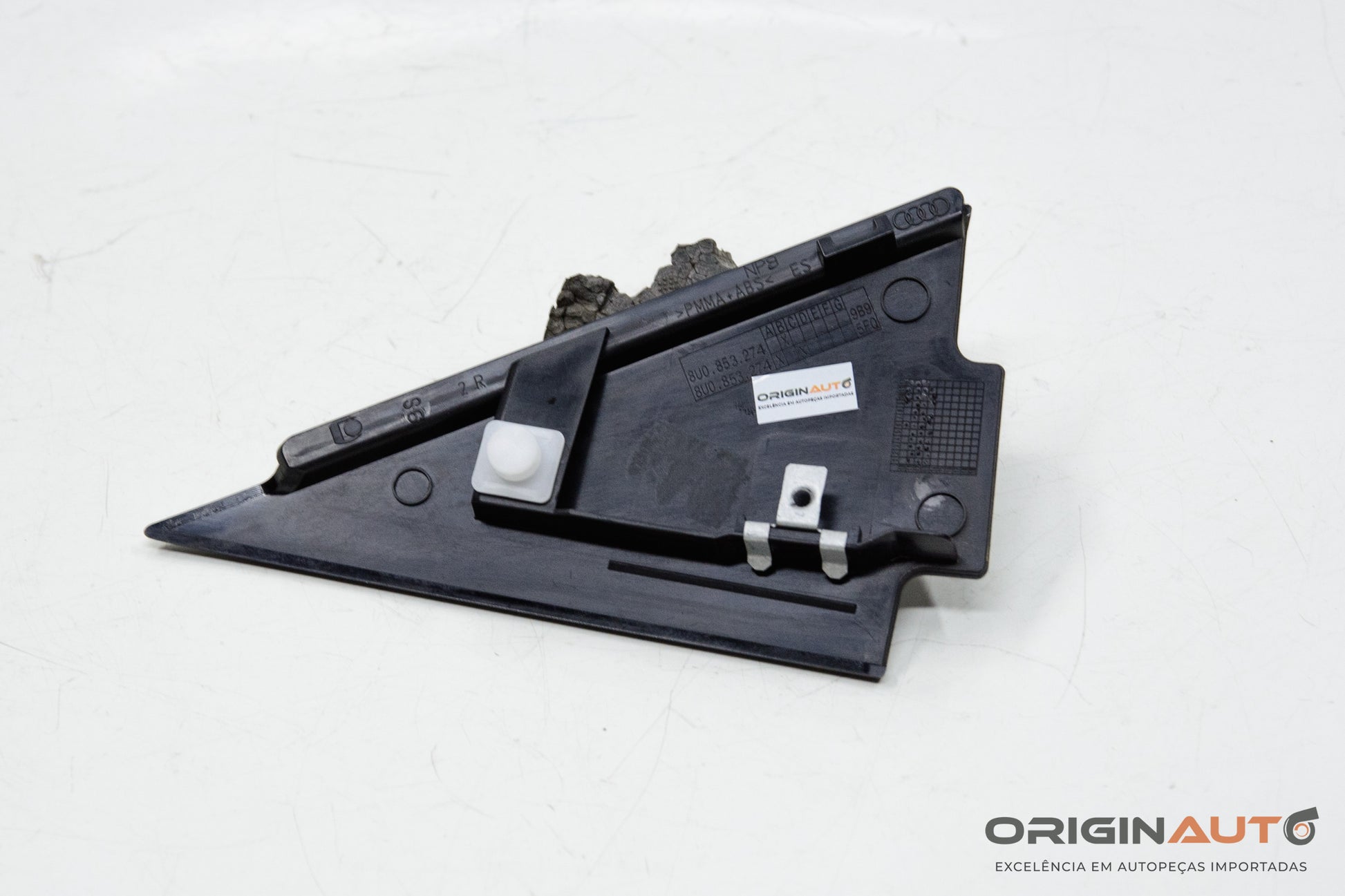 Acabamento Triangulo Porta Traseira Dir Audi Q3 2.0 Quattro Tfsi 2014 8U0853274