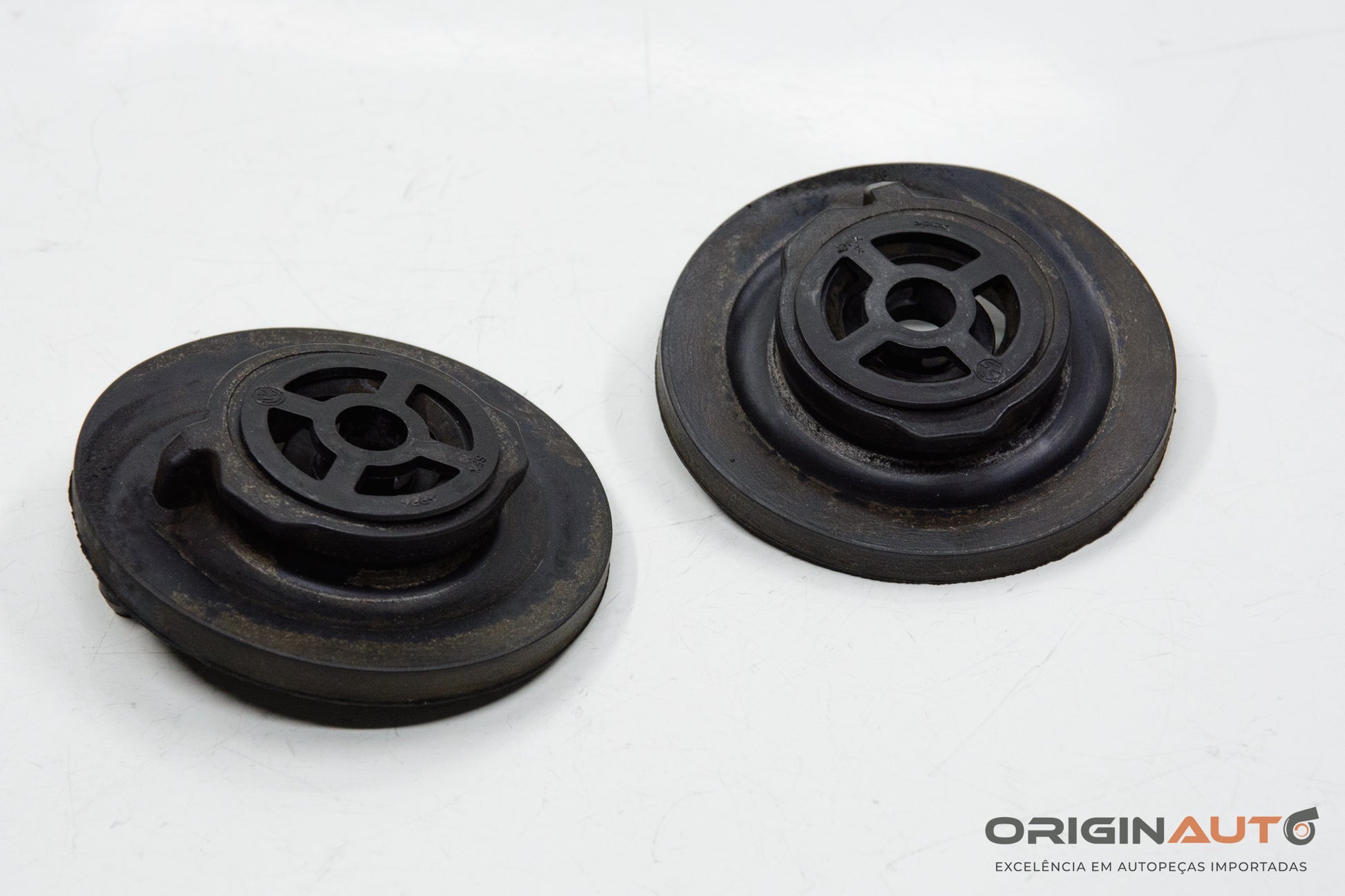 Par Calco Inferior Molas Traseiras Audi Q3 2.0 Quattro Tfsi 2014 1K0512297D