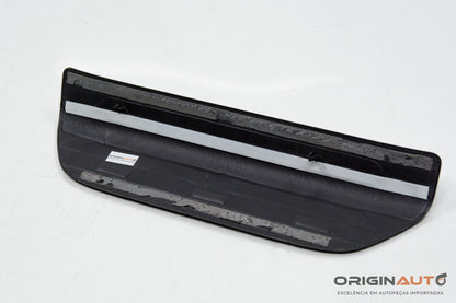 Soleira Traseira Direita Audi Q3 2.0 Quattro Tfsi 2014 8U0853376A
