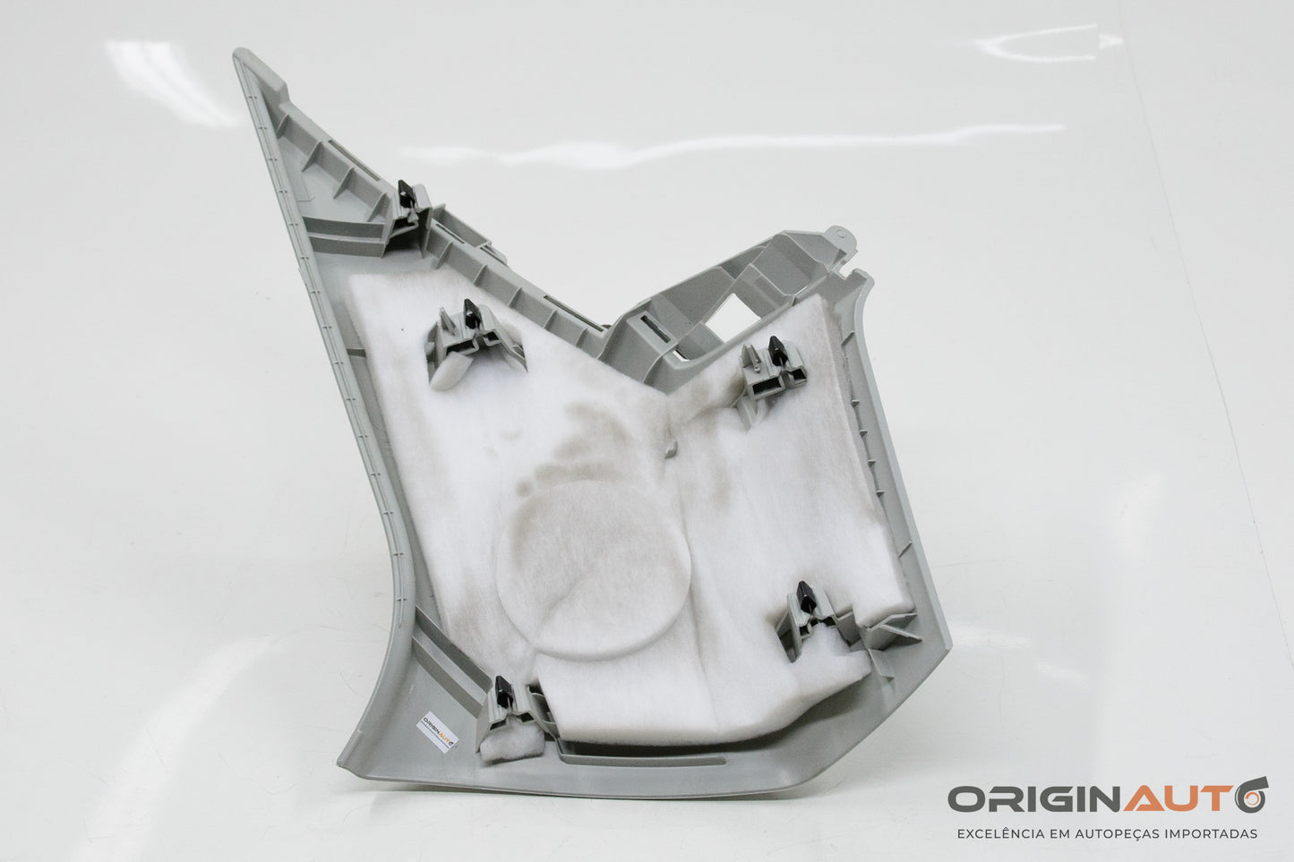 Acabamento Coluna D Esquerda Audi Q3 2.0 Quattro Tfsi 2014 8U0867245