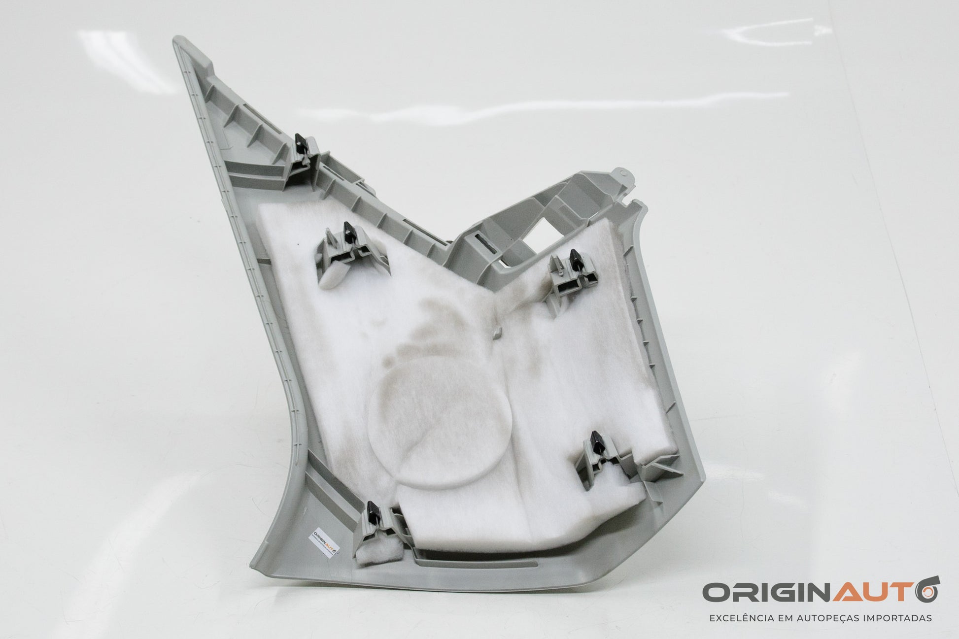 Acabamento Coluna D Esquerda Audi Q3 2.0 Quattro Tfsi 2014 8U0867245