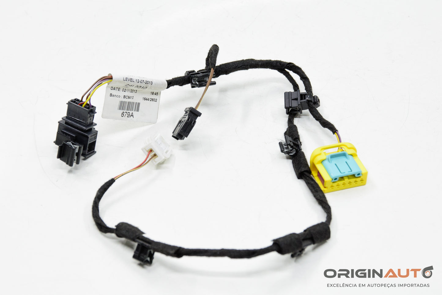 Chicote Porta Luva Audi Q3 2.0 Quattro Tfsi 2014 8U0971679A