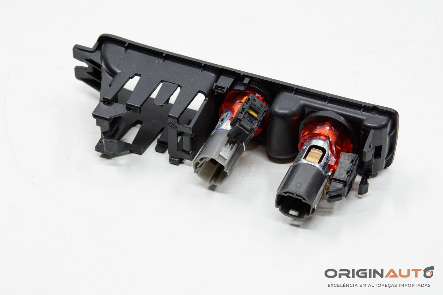 Tomada 12V Cinzeiro Audi Q3 2.0 Quattro Tfsi 2014 8K0919343