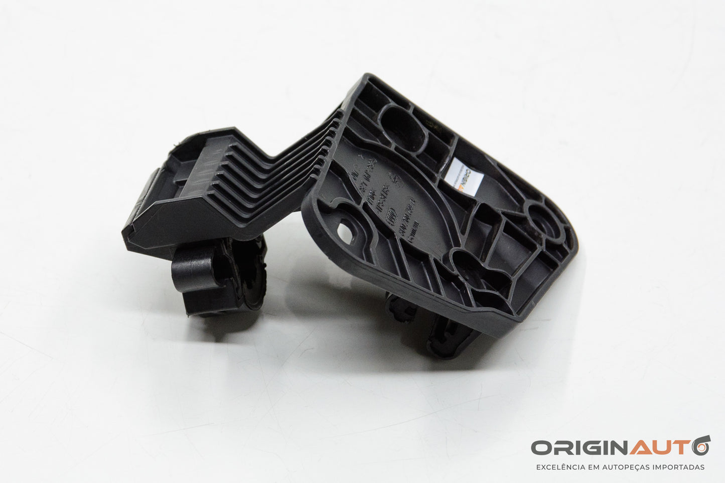 Suporte Mangueira Radiador Audi Q3 2.0 Quattro Tfsi 2014 8U0260759A