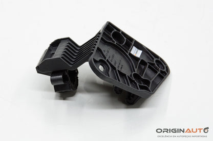 Suporte Mangueira Radiador Audi Q3 2.0 Quattro Tfsi 2014 8U0260759A