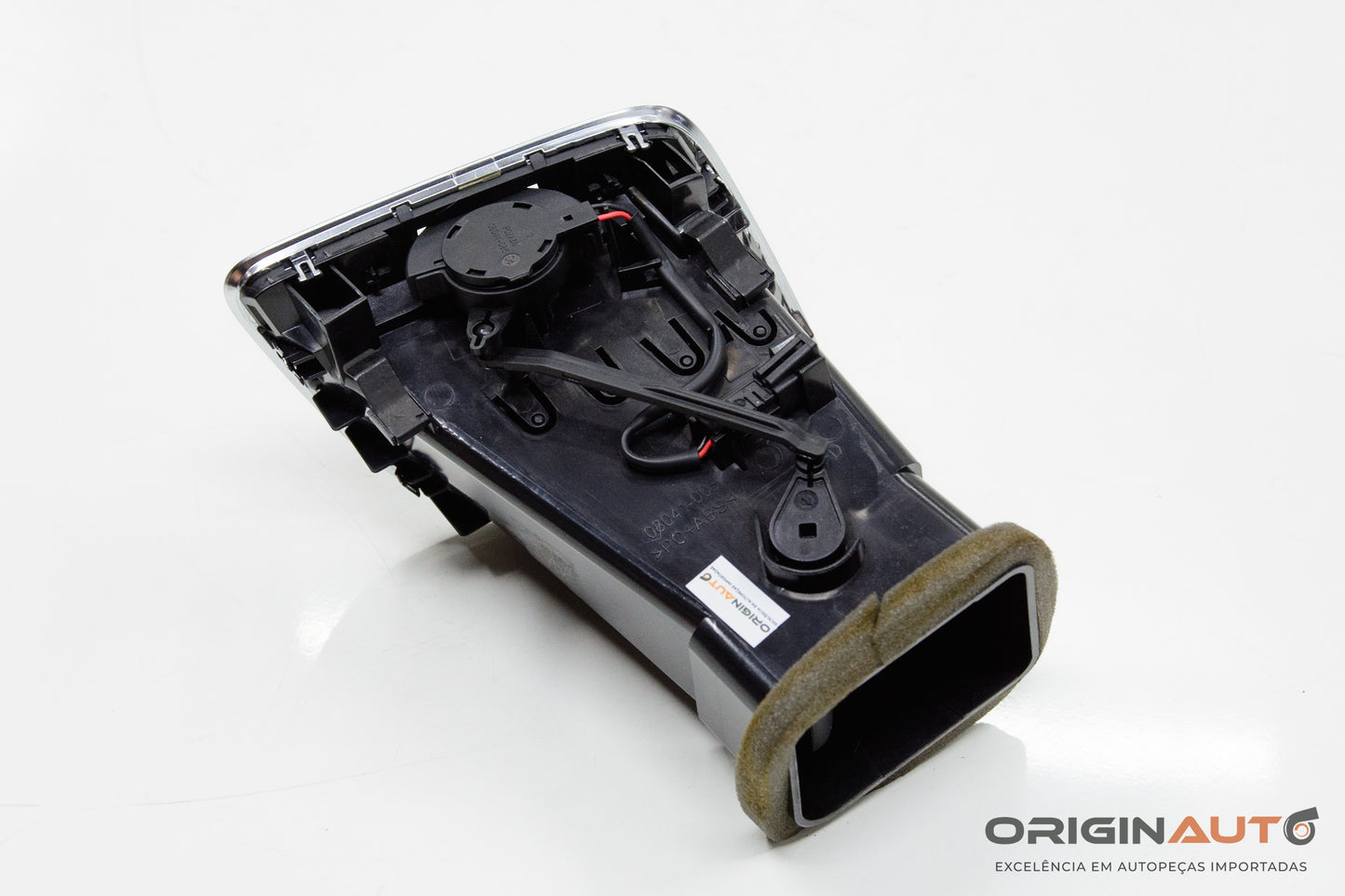 Difusor A/C Dianteiro Esquerdo Audi Q3 2.0 Quattro Tfsi 2014 8U1820901B