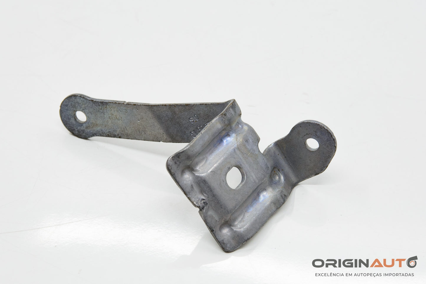 Suporte Base Da Bateria Audi Q3 2.0 Quattro Tfsi 2014 5K0915447