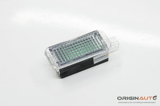 Luz Cortesia Inferior Forro Porta Audi Q3 2.0 Quattro Tfsi 2014 8J0947409