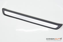 Acabamento Soleira Dianteira Direita Audi Q3 2.0 Quattro Tfsi 2014 8U0853374