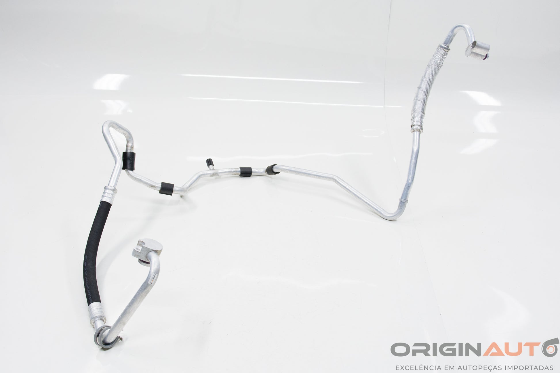 Mangueira A/C Volkswagen Passat Variant 2012 3C0820743Bq