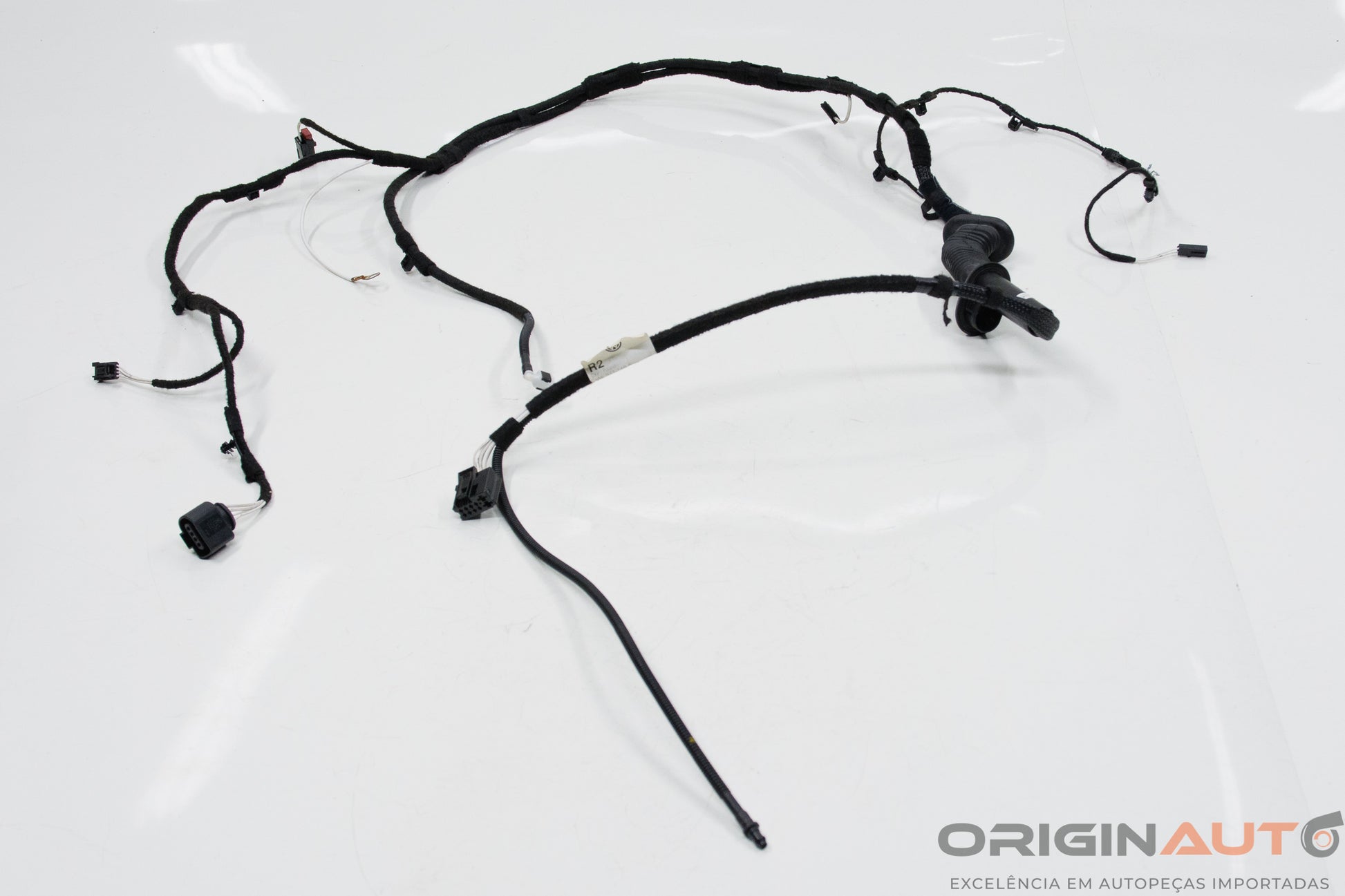 Chicote Porta Malas Direita Volkswagen Passat Variant 2012 3Af971148A