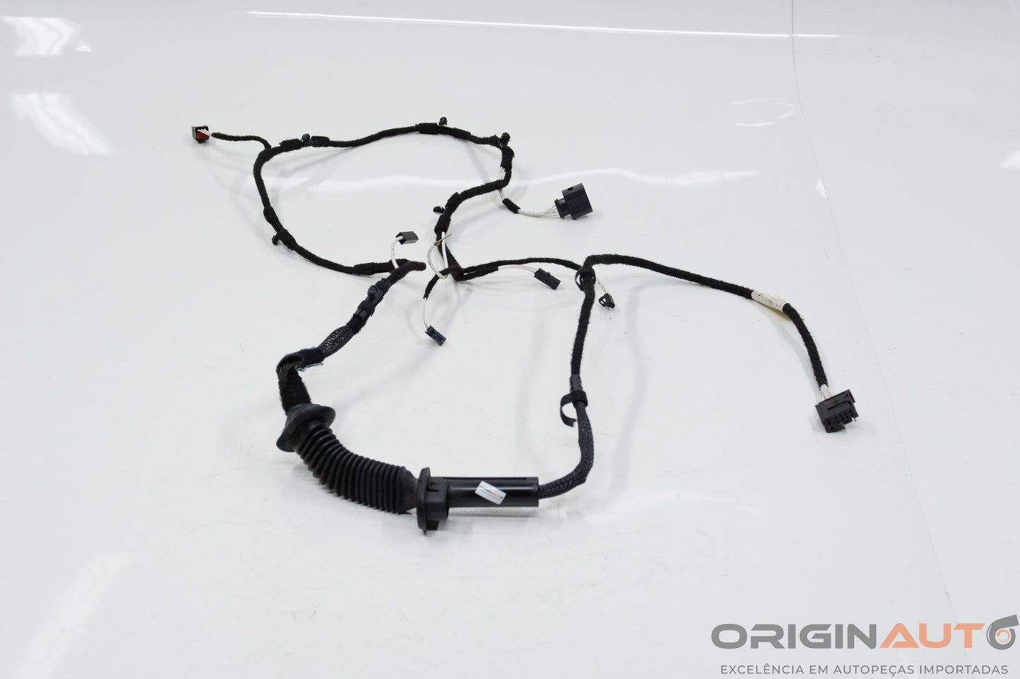 Chicote Porta Malas Esquerdo Volkswagen Passat Variant 2012 3Af971147D