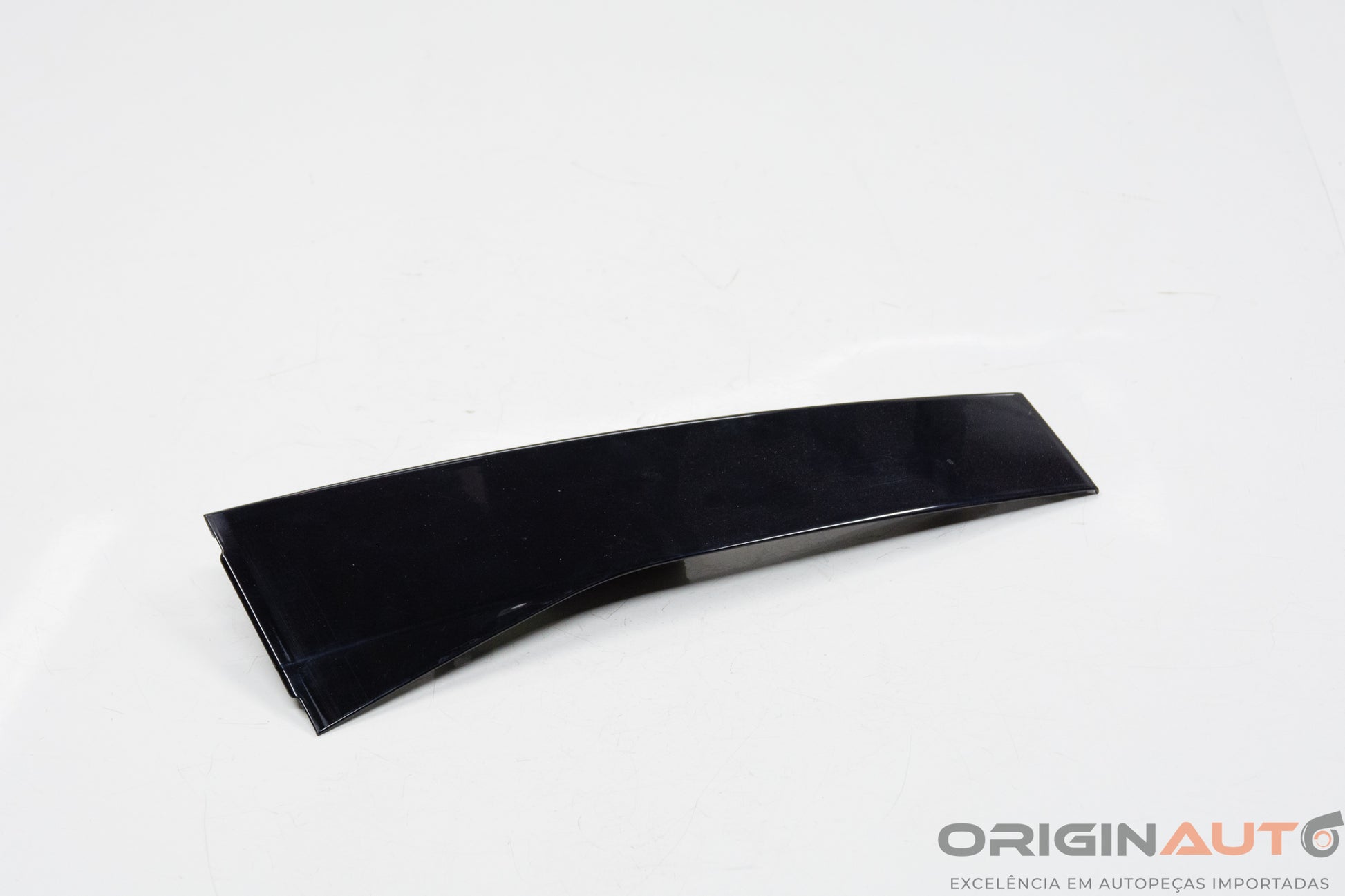 Acabamento Black Piano Traseiro Direito Vw Passat Variant 2012 3C9839904B