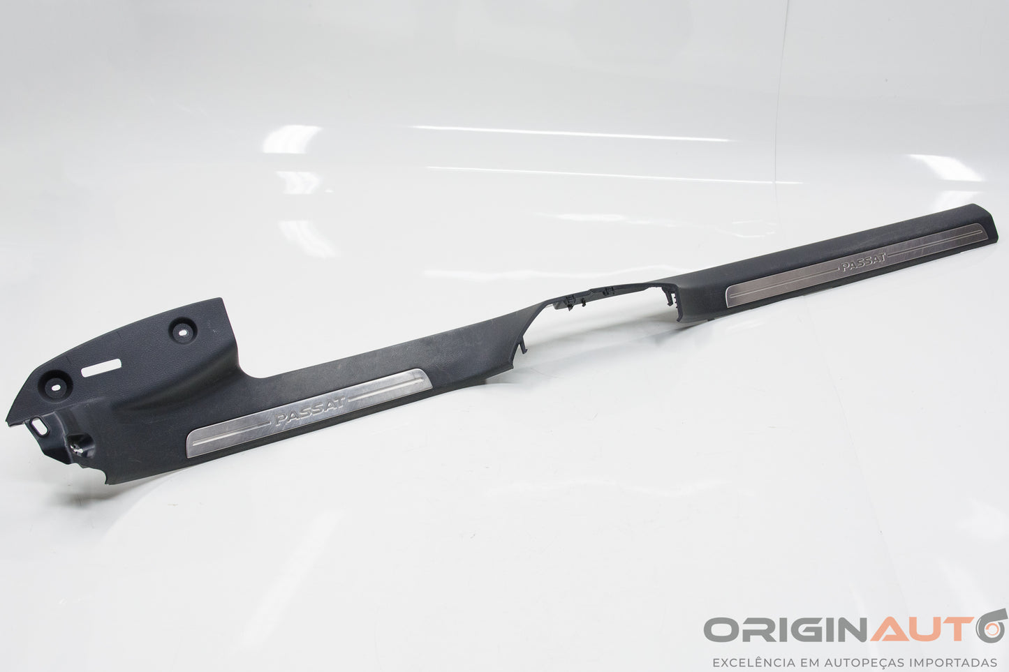 Soleira Porta Direito Volkswagen Passat Variant 2012 3Aa853370Q