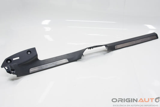 Soleira Porta Direito Volkswagen Passat Variant 2012 3Aa853370Q