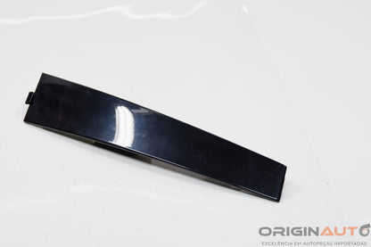 Acabamento Black Piano Esquerdo Volkswagen Passat Variant 2012 3C4837901