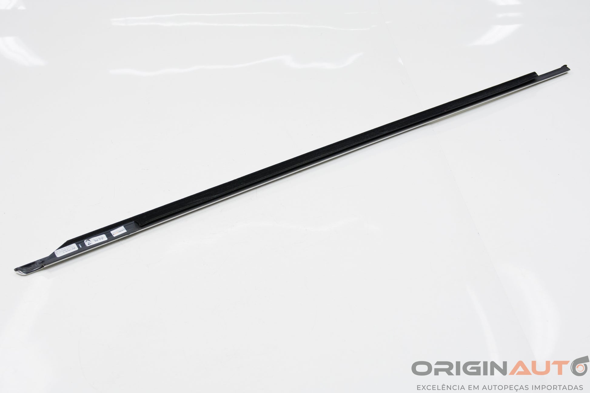 Pestana Porta Dianteiro Esquerda Vw Passat Variant 2012 3C4837475 3Aa837475A